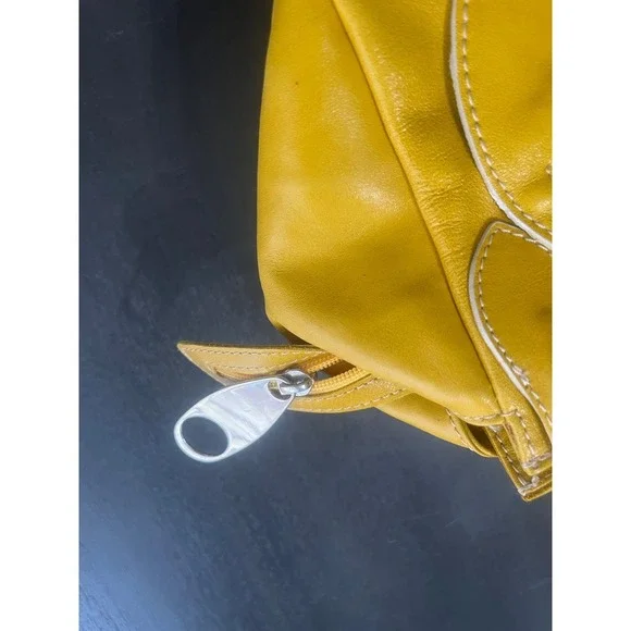 Regina‎ Yellow Genuine Leather Mini Top Handle Bag Made in Italy - Picture 10 of 14